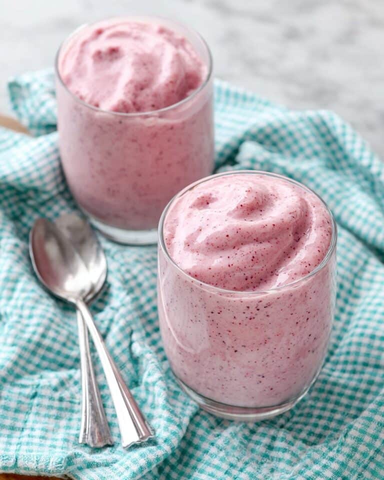 Strawberry Blueberry Banana Smoothie Recipe