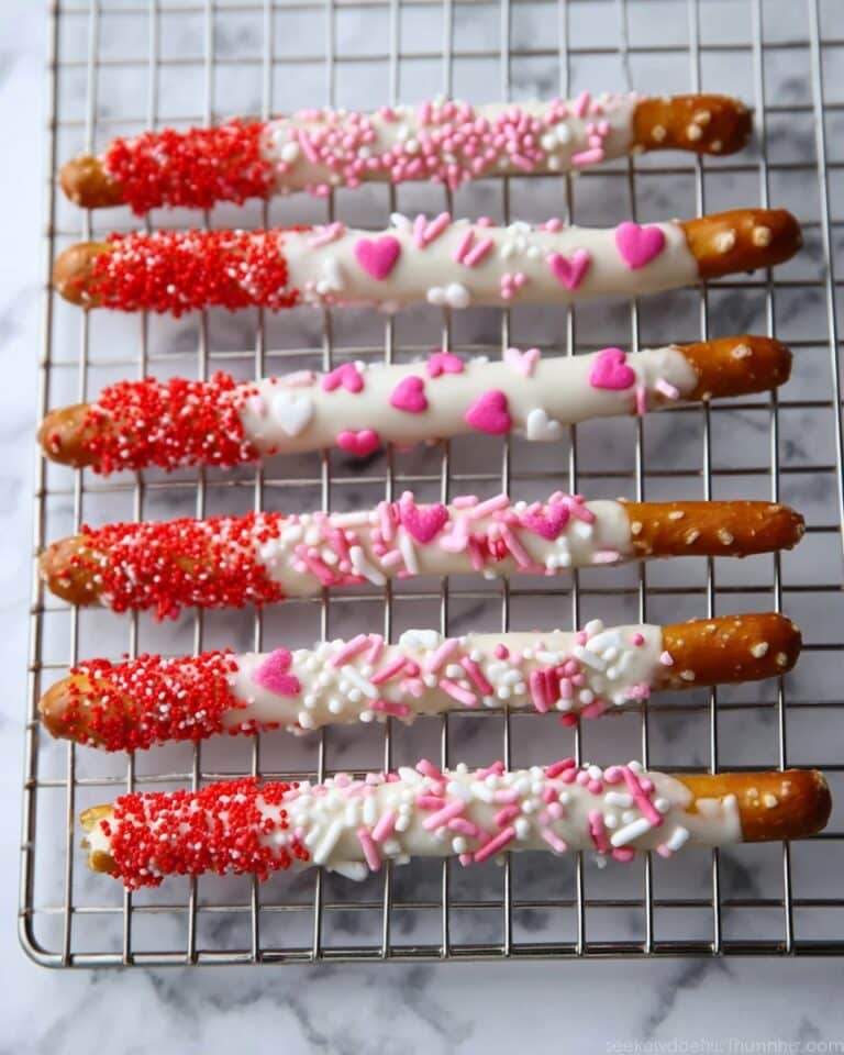 Valentine’s Day Chocolate Covered Pretzels Recipe