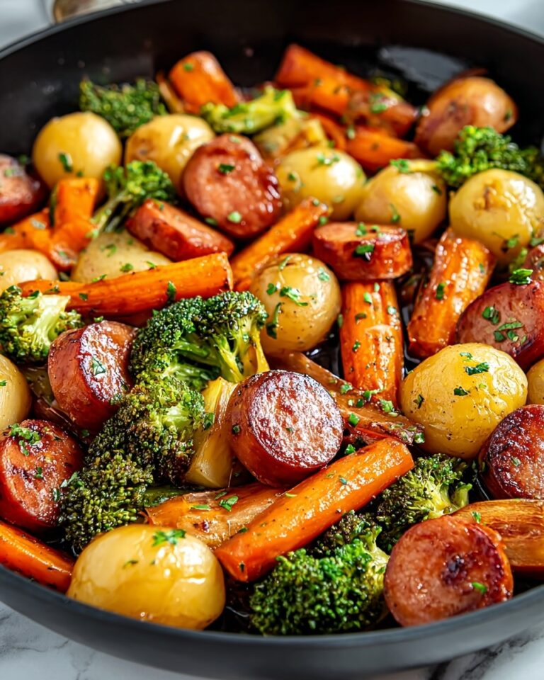 One-Pan Honey Garlic Kielbasa & Veggies: Easy Family Delight Recipe